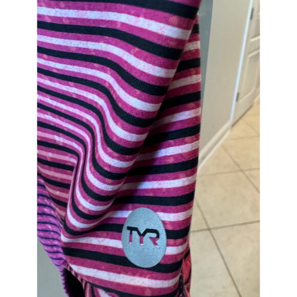 New ~ TYR ~ Flux Diamond Controlfit One-Piece Swimsuit Size 16 - Picture 12 of 12